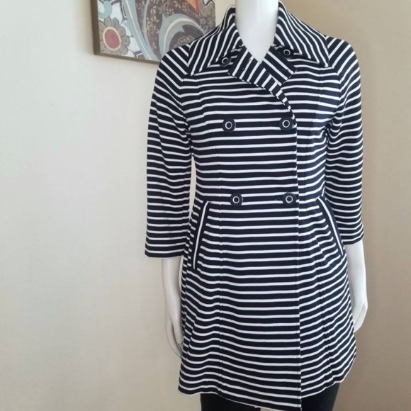 CABI Maritime Trench - Picture 2 of 6